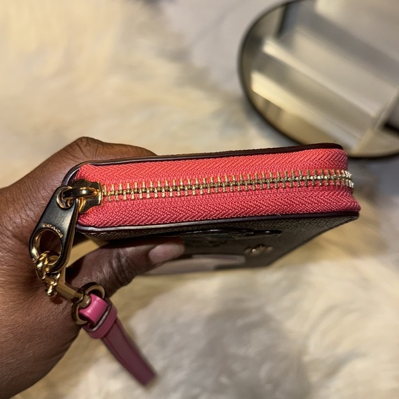 Coach Signature Long Zip Around Khaki Multi Wallet Down Town & Good Times EUC - Picture 6 of 11